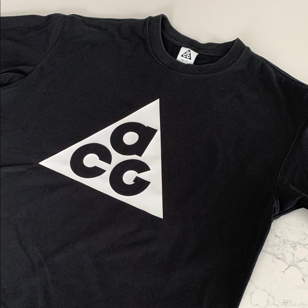 Nike ACG Black T-Shirt